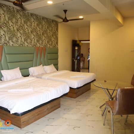 New Balaji Residency By Glitz Hotels Ulhasnagar ภายนอก รูปภาพ