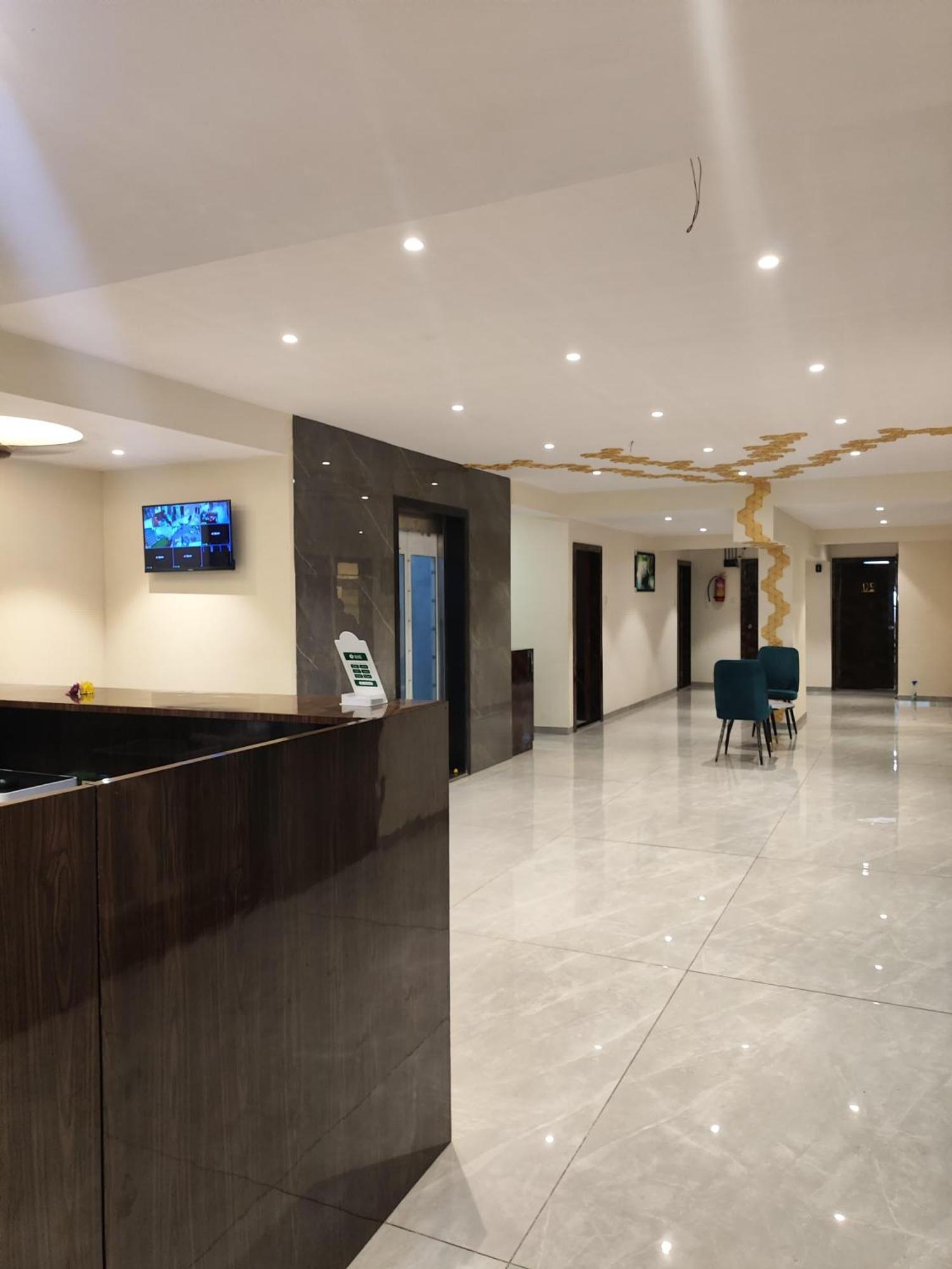 New Balaji Residency By Glitz Hotels Ulhasnagar ภายนอก รูปภาพ